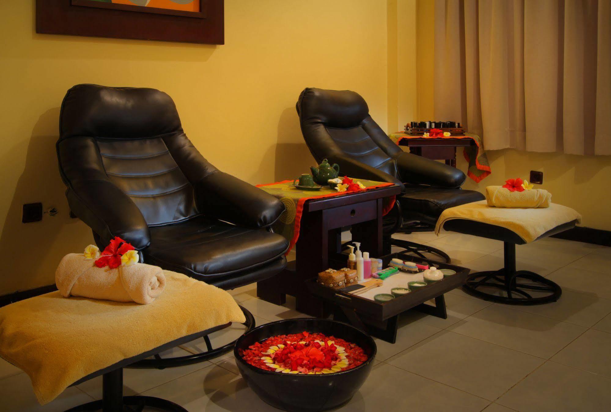 Adi Dharma Hotel Legian Dış mekan fotoğraf