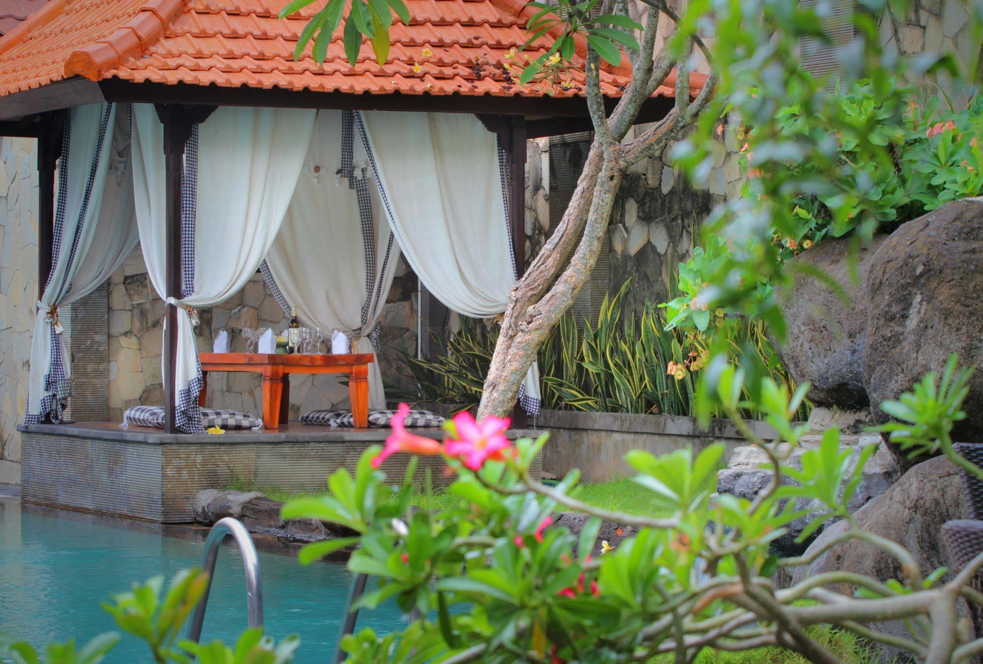 Adi Dharma Hotel Legian Dış mekan fotoğraf